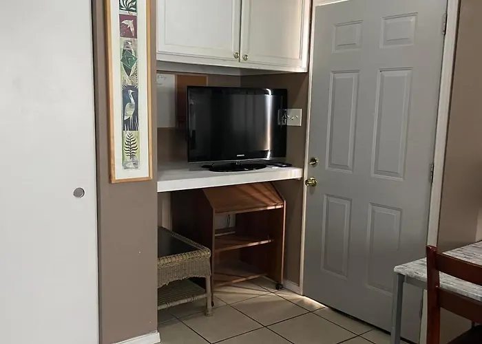 Cozy Attached To The House *